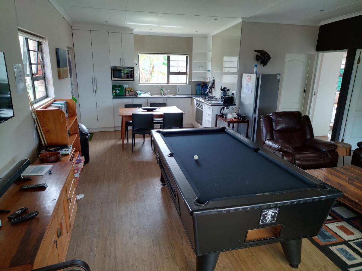 2 Bedroom Guest Suite at A-frame Glengariff Beach Glen Eden Exterior foto